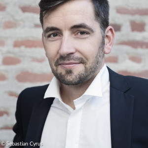 Sebastian Myrus - Bass